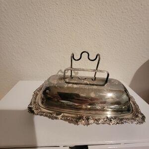 English Silver Manufacturing Co. Covered Butter Dish With Glass Insert.